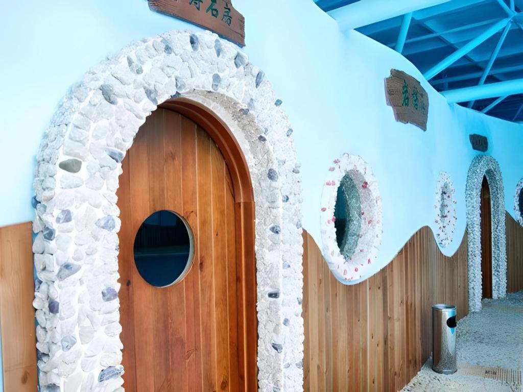 Jinan Yuquan Simpson Hotel Bagian luar foto