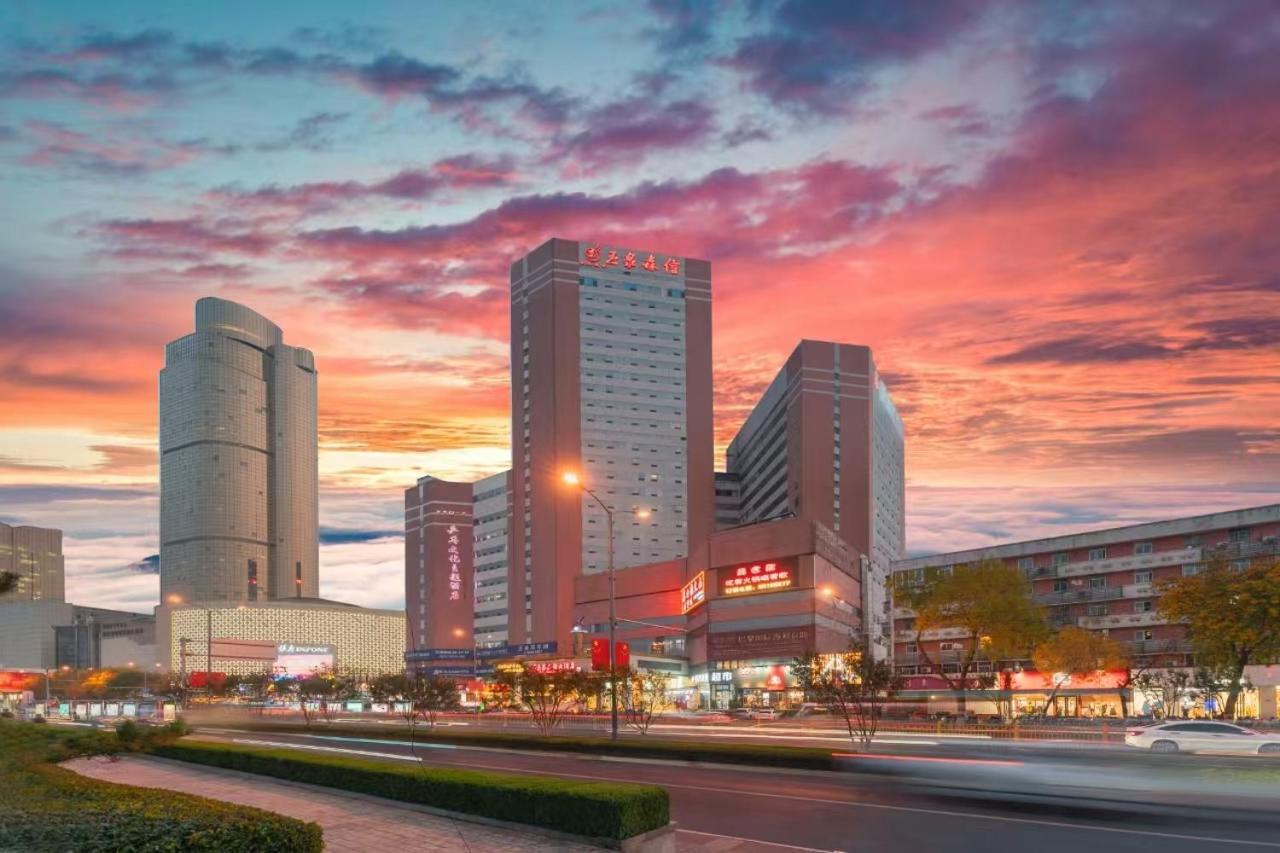 Jinan Yuquan Simpson Hotel Bagian luar foto