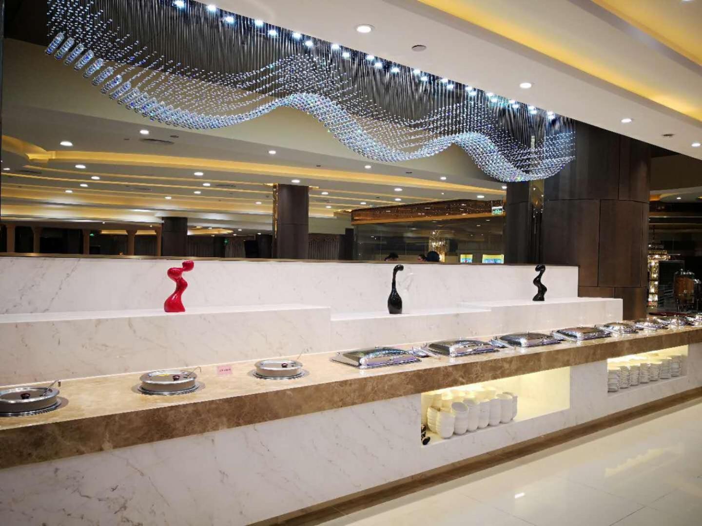 Jinan Yuquan Simpson Hotel Bagian luar foto