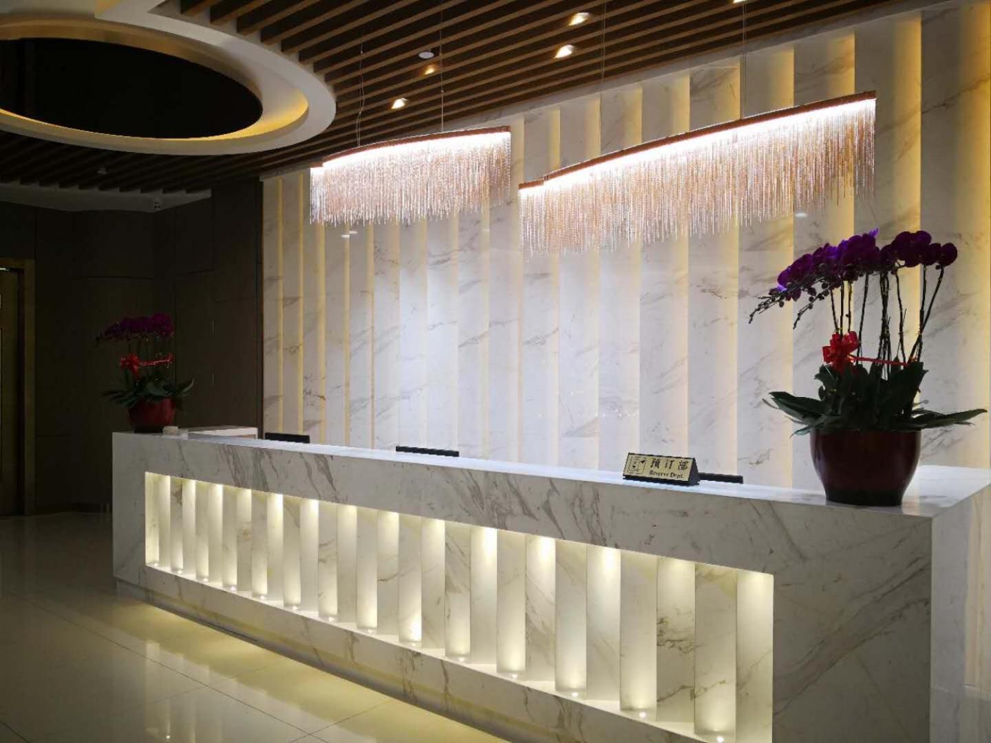 Jinan Yuquan Simpson Hotel Bagian luar foto