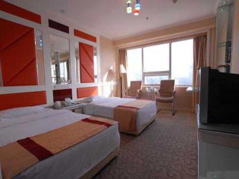 Jinan Yuquan Simpson Hotel Bagian luar foto